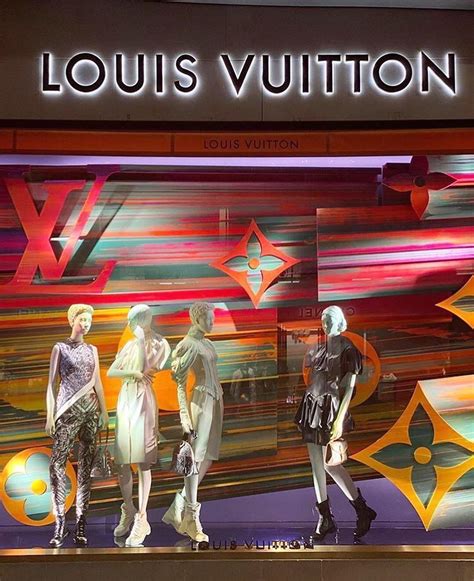 louis vuitton mannequin for sale.